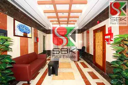 OUTSTANDING And SPACIOUS 2BHK Available Opposite To Sahara Center