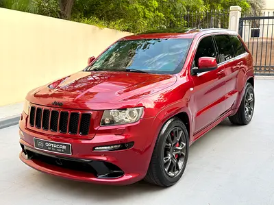 GCC SPECS 2013 JEEP GRAND CHEROKEE SRT8 6.4LITRE V8 HEMI AWD SUV, 470BHP
