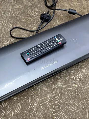 LG SIGNATURE Soundbar with Remote - Good Working Condition