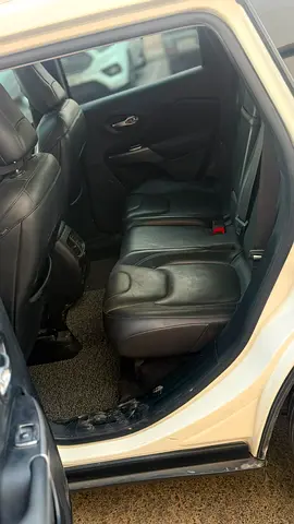 2019 JEEP CHEROKEE 缩略图 8