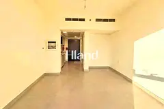 Studio for rent in alreeman living