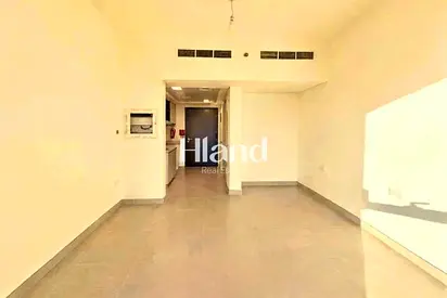 Studio for rent in alreeman living