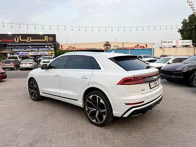2019 AUDI Q8 照片 4