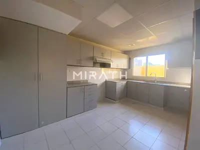 Semi attached| Spacious| 3BHK + Maid's