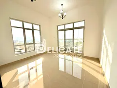 Bright 1BR | Closed Kitchen | Great Location