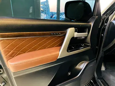 2018 Toyota LAND CRUISER 照片 15