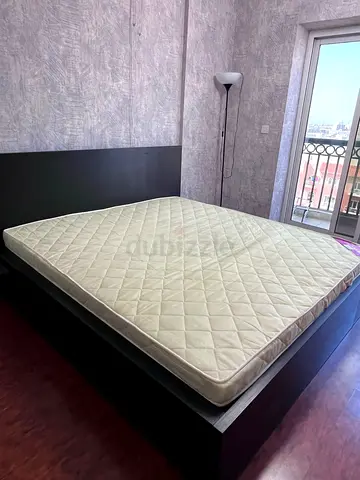 Kind Size bed available with mattress and 4 storage
