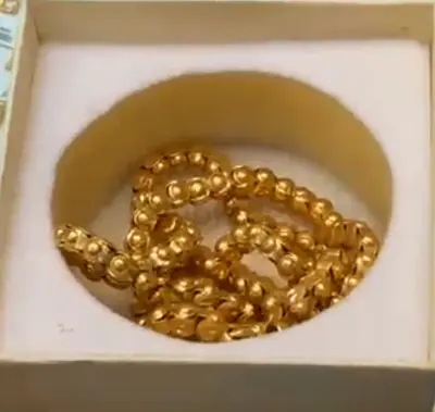 Gold chain necklace - classic beaded link design 22carat