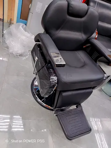 Adjustable Black Leather Barber / Salon Chair with Footrest
