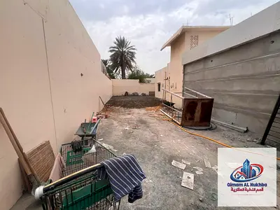 Affordable villa in Al Jazzat: 4 bedrooms, living room, majlis, maid’s room, split AC, central gas, up to 6 payments, prime location with easy access