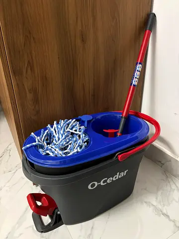 O-Cedar RinseClean Mop