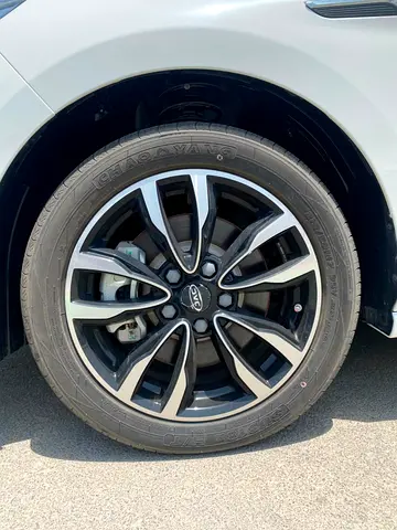 JAC J7 Sportsback, миниатюра 20