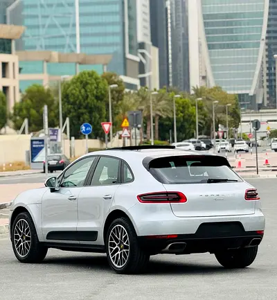 2017 Porsche MACAN 缩略图 5