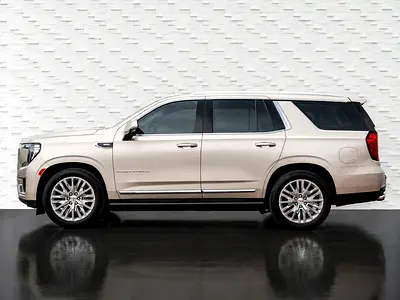 2023 GMC YUKON — фото 6