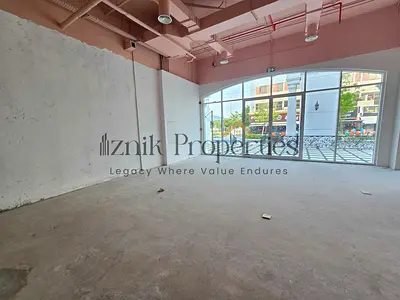 Opposite to Miracle Garden | Retail Shop | High Footfall