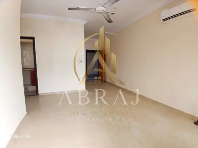 Lavish 1bhkfull family building near to Bus station with balcony 28990
