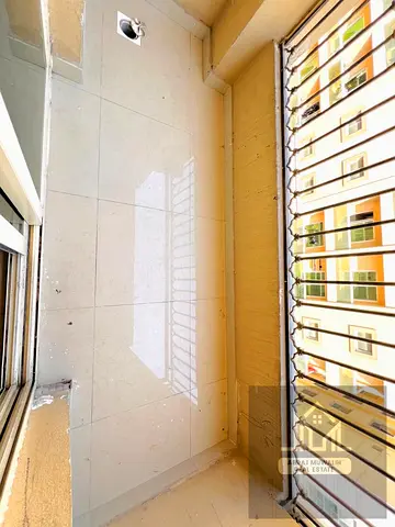 SPECIOUS 2BHK AVAIABLE FOR FAMILY READY TO MOVE 2 BATHS NEAT AND CLEAN APARTMENT