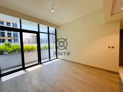 Cozy 1 BR|Pool View |Equipped Kitchen