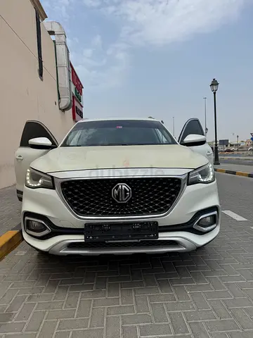 MG HS Luxury 2020 | GCC Specs | Full Option | Panoramic Roof