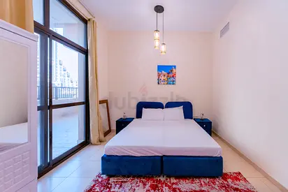 Spacious Private Room With Shared washroom, Available from 1st sept