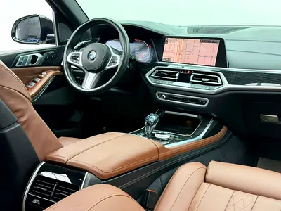 2019 BMW X7 — фото 12