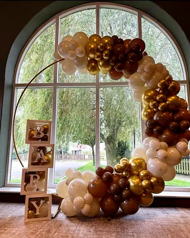 Balloons decorations services Available