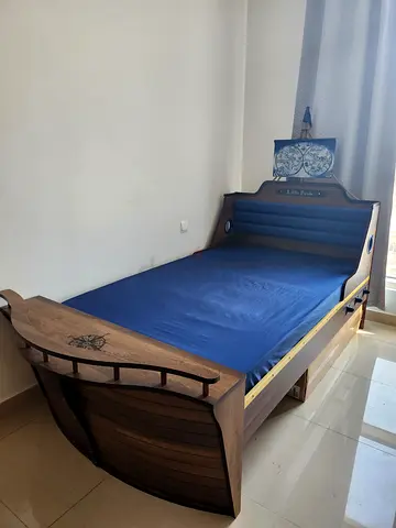 Single Kids Bed alongwith Pocket Spring Mattress - Single Size
