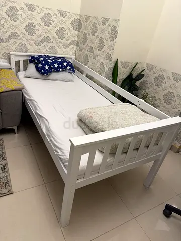 Bed with Mattress