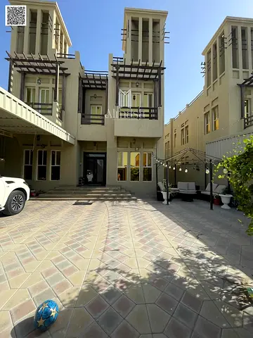 فيلا فاخرة للبيع با الروضة2 شامل الكهرباء والمياة والمكيفات