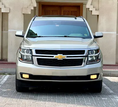 2015 Chevrolet SUBURBAN 照片 2