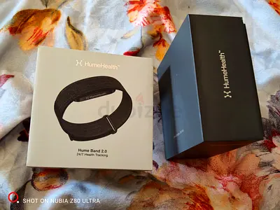 HumeHealth Fitness Tracker with Original Box - Good Condition