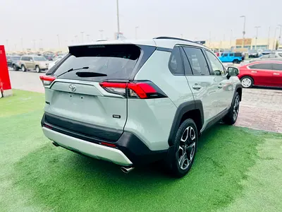 2021 Toyota RAV 4 — фото 5