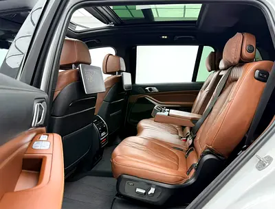 2019 BMW X7 — фото 17