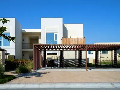 Spacious Living Room | 2BR | Flexible Payment