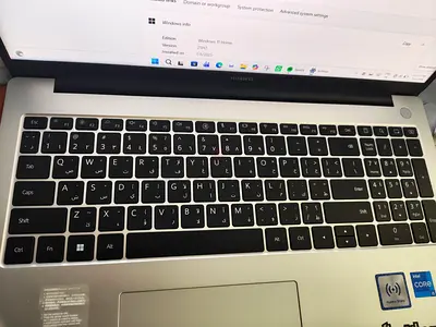 Huawei D16 laptop - Intel Core i5, 15.6-inch, light silver, good condition