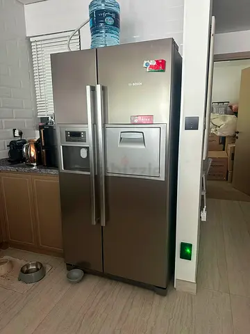 Bosch side by side with water dispenser fridge same like new conditon for sale