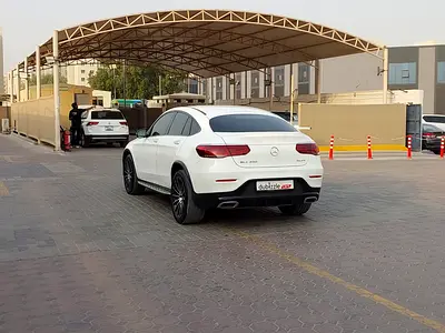 صورة 5 لـ 2023 Mercedes-BENZ GLC