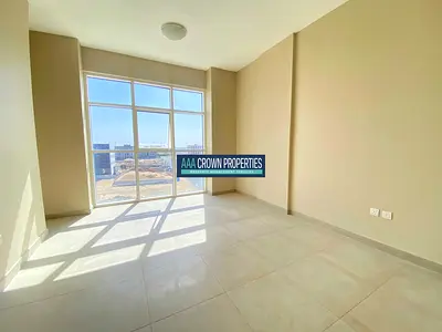 Spacious 2 BHK With Balcony ,Laundry Room And Parking