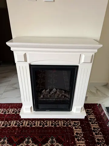 Electric fireplace