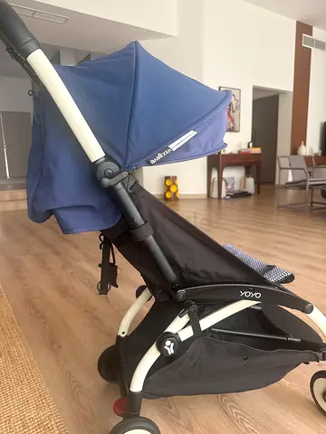 Lightweight YOYO-style Baby Stroller - Good Condition spécial édition Air France design