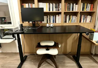 Electric Height-Adjustable Standing Desk- WORKSPACE