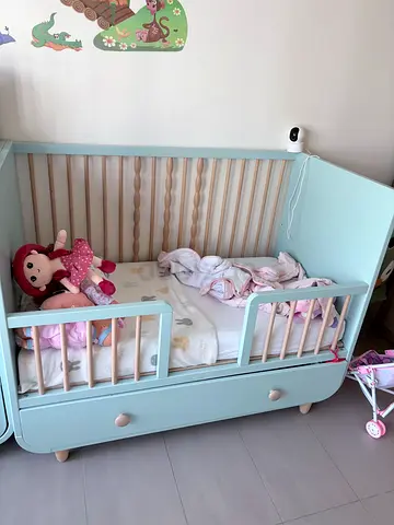 IKEA baby Room - Crib, Matress and changing table