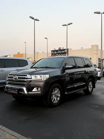 2017 Toyota LAND CRUISER — фото 3