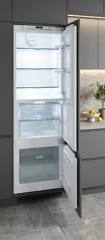 Miele Built-in Fridge Freezer – Bottom Freezer | Made in Germany | Excellent Condition
