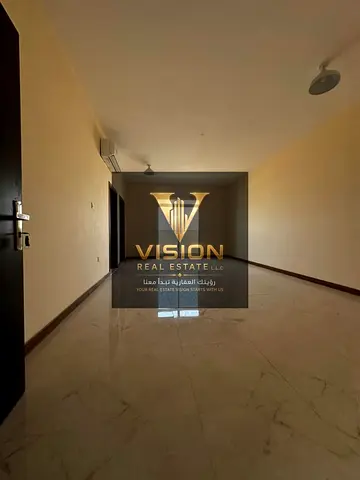 للإيجار استديو مميز في منطقة السلمة، أول ساكن في بناية حديثة وجديدة، بتصميم عملي ومناسب للعائلات. الاستديو يتميز بمساحة مناسبة ومريحة، مع بلكونة خاصة