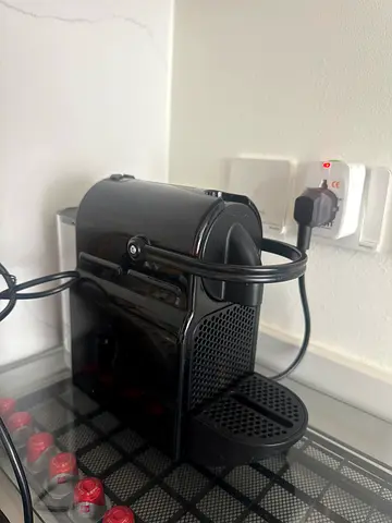 Nespresso Inissia Capsule Coffee Machine - Good Working Condition