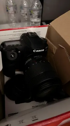 Canon EOS 80D (W) EF-S 18-135 IS USM Kit