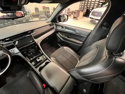 صورة 15 لـ 2024 JEEP GRAND CHEROKEE L