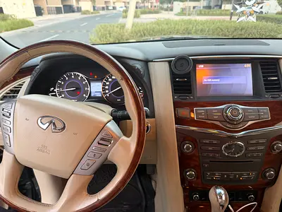 2016 Infiniti QX80 — фото 9