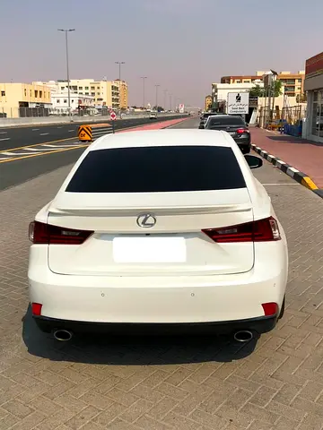 صورة 3 لـ 2014 Lexus IS-SERIES